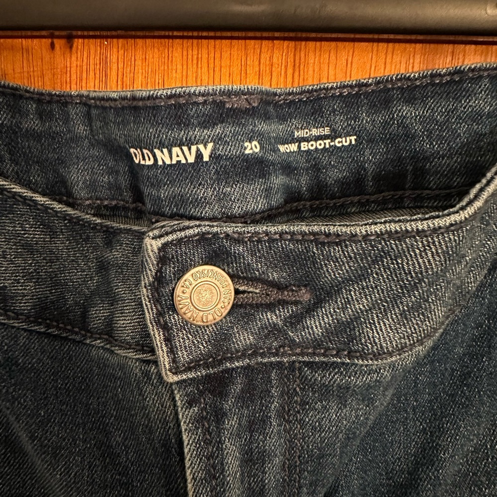 Old Navy Dark Blue Wow Boot-Cut Jeans - Picture 2 of 3